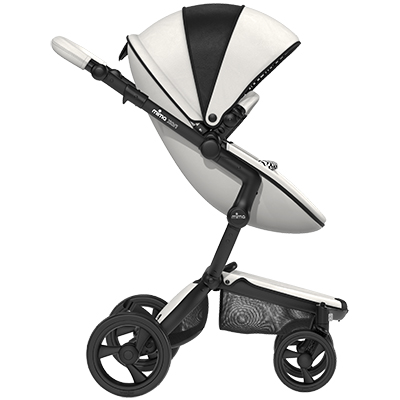 Carucior 2in1 mima Xari New York Zebra cu cadru Black, in configuratia scaun sport, cu fata spre drum